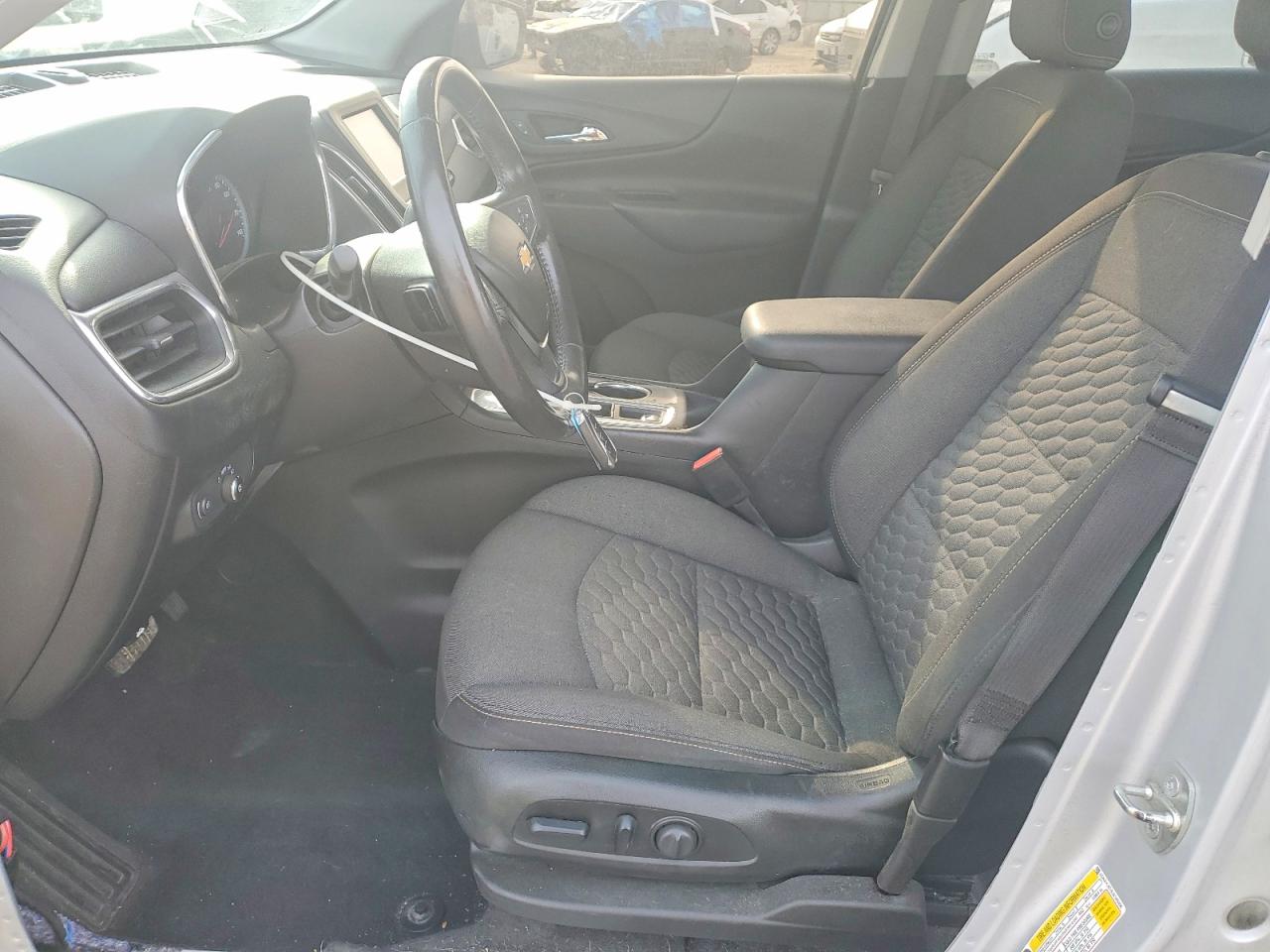 2018 CHEVROLET EQUINOX LT photo 13
