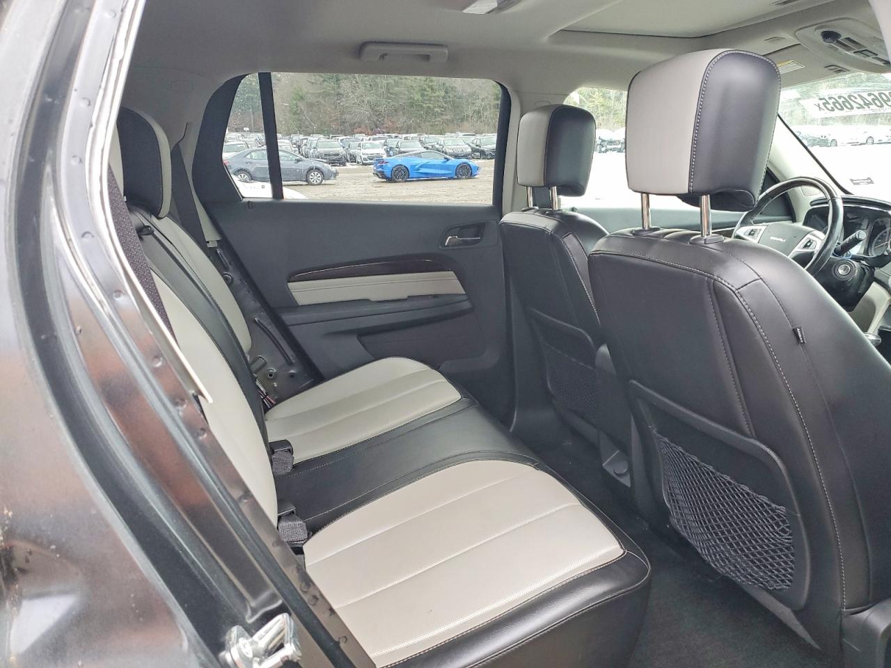 2017 GMC TERRAIN DENALI photo 11