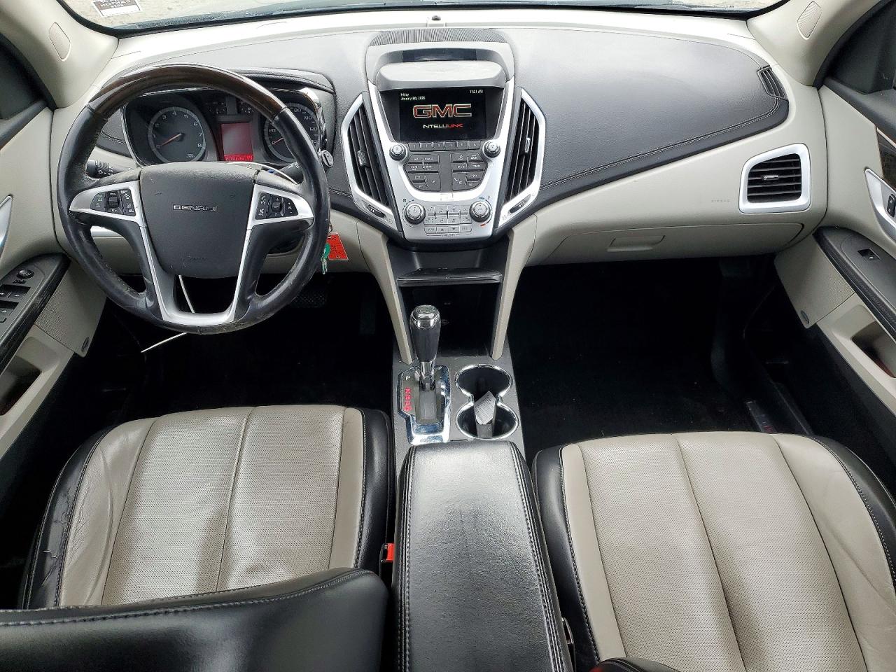 2017 GMC TERRAIN DENALI photo 8