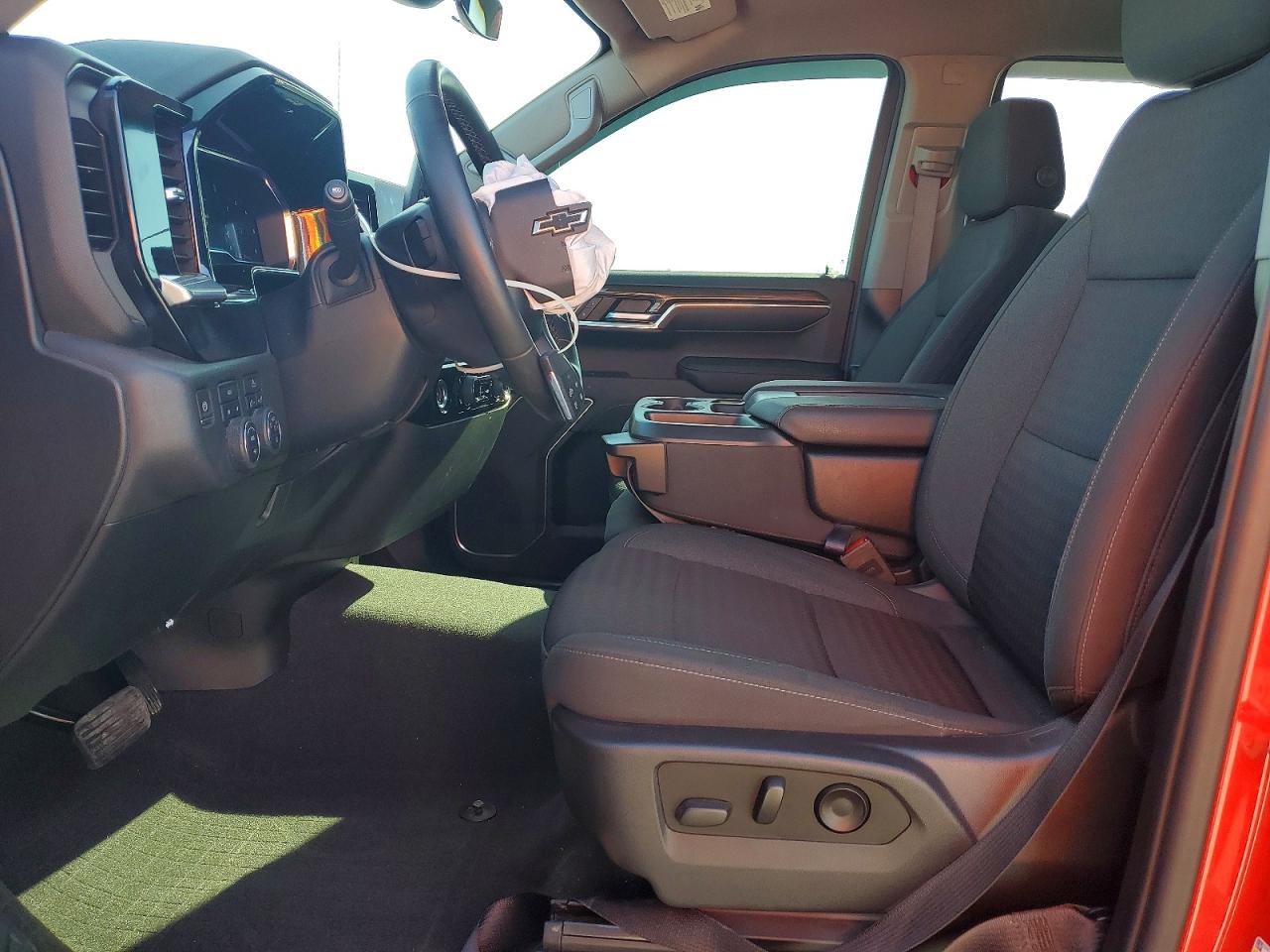 2023 CHEVROLET SILVERADO K1500 RST photo 7