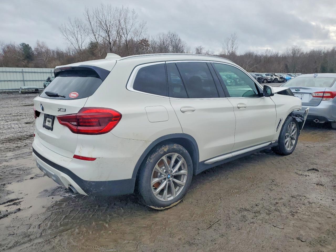 2018 BMW X3 XDRIVE30I photo 3