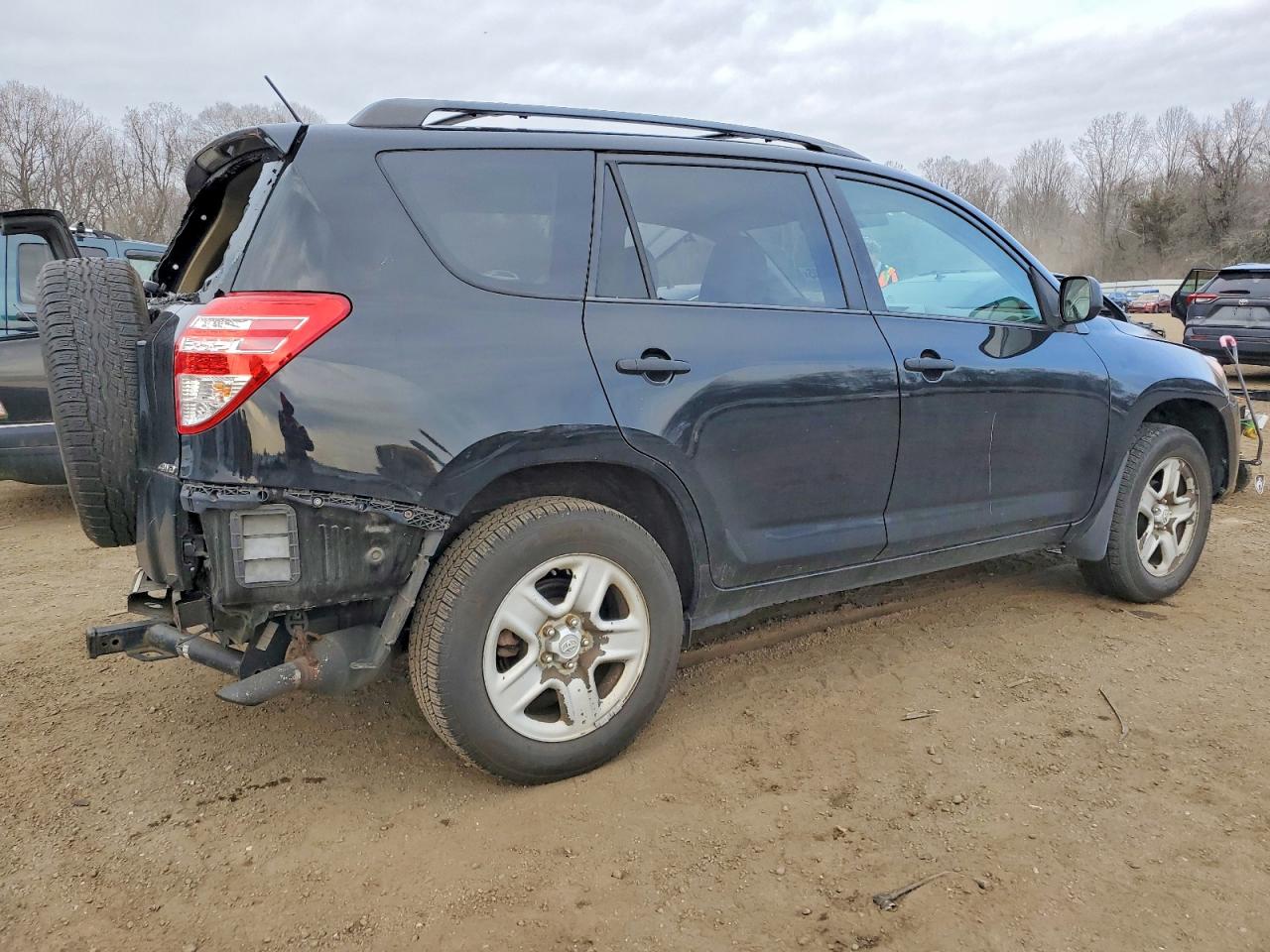 2010 TOYOTA RAV4 photo 3