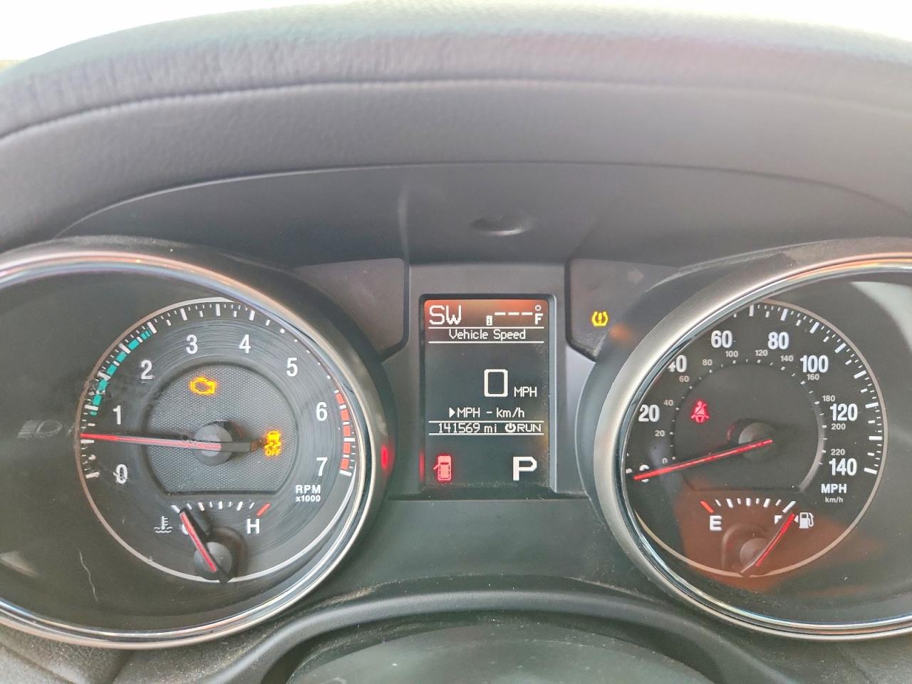 2011 JEEP GRAND CHEROKEE OVERLAND photo 9