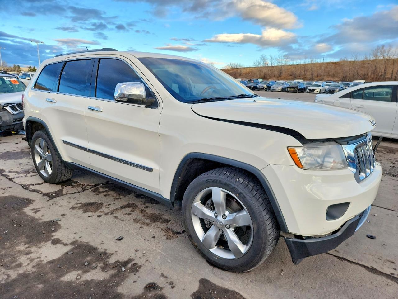 2011 JEEP GRAND CHEROKEE OVERLAND photo 4