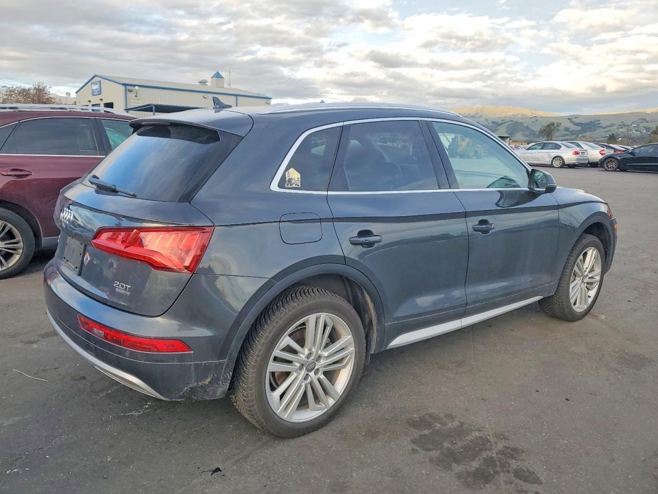2018 AUDI Q5 PREMIUM PLUS photo 3