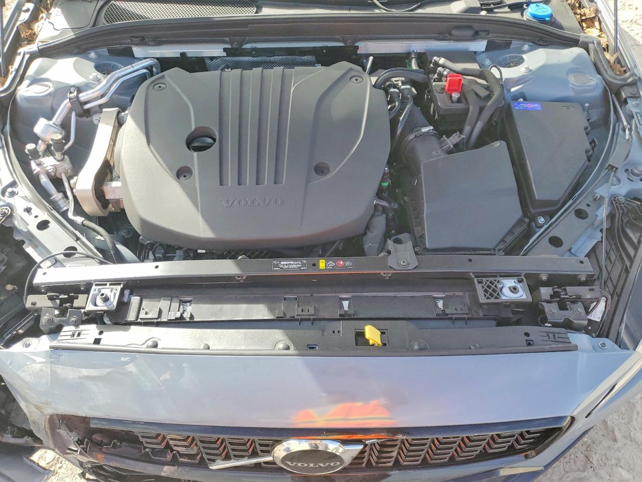 2024 VOLVO S60 CORE photo 11