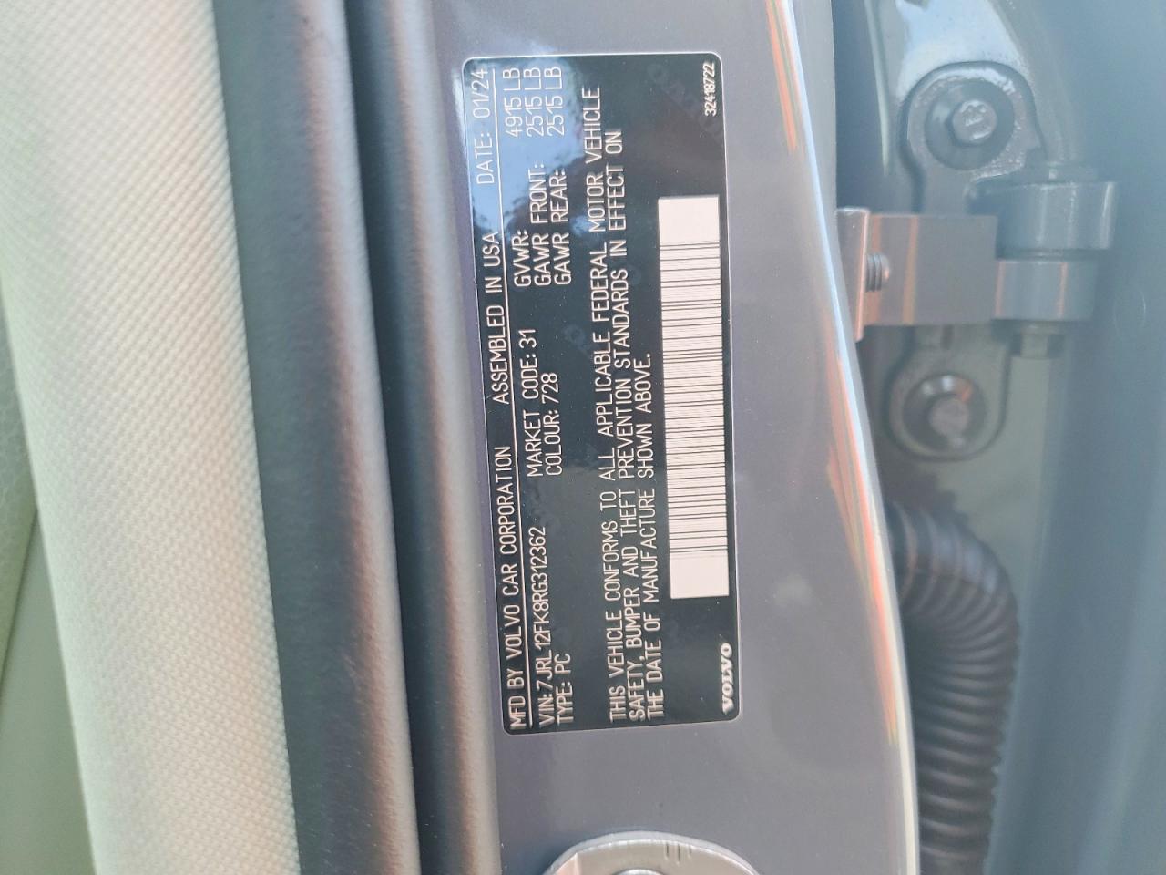 2024 VOLVO S60 CORE photo 12