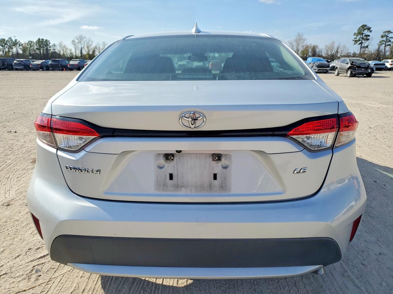 2021 TOYOTA COROLLA LE photo 6