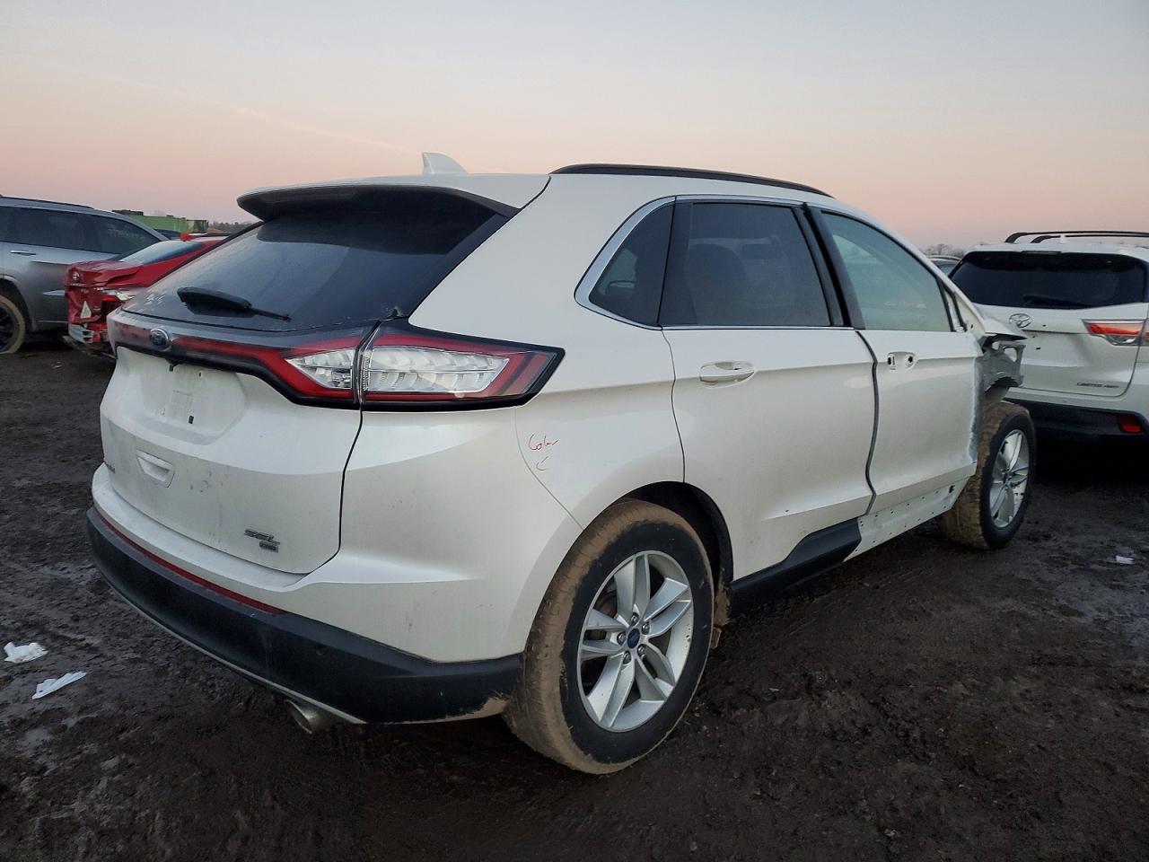 2015 FORD EDGE SEL photo 3