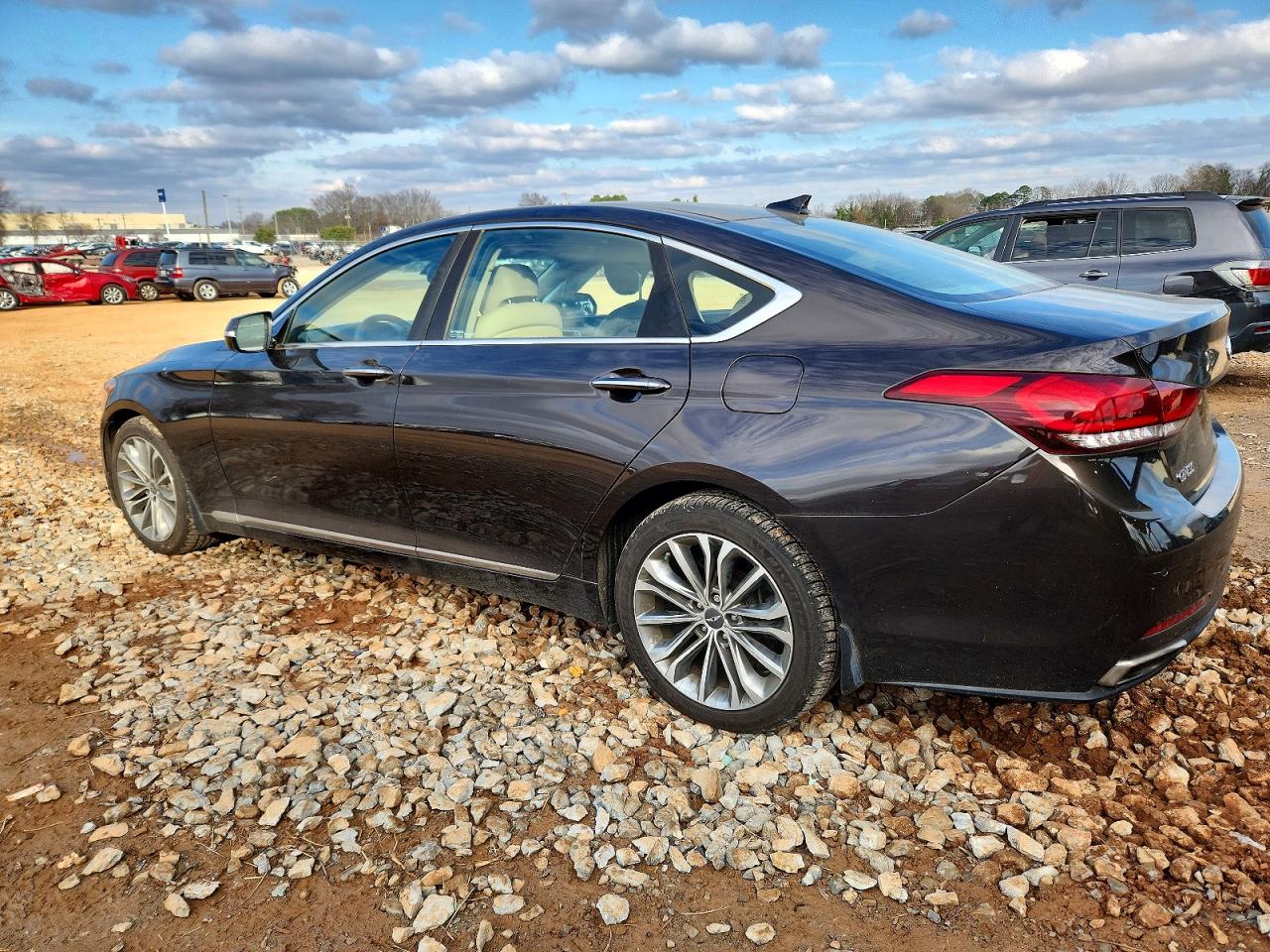 2015 HYUNDAI GENESIS