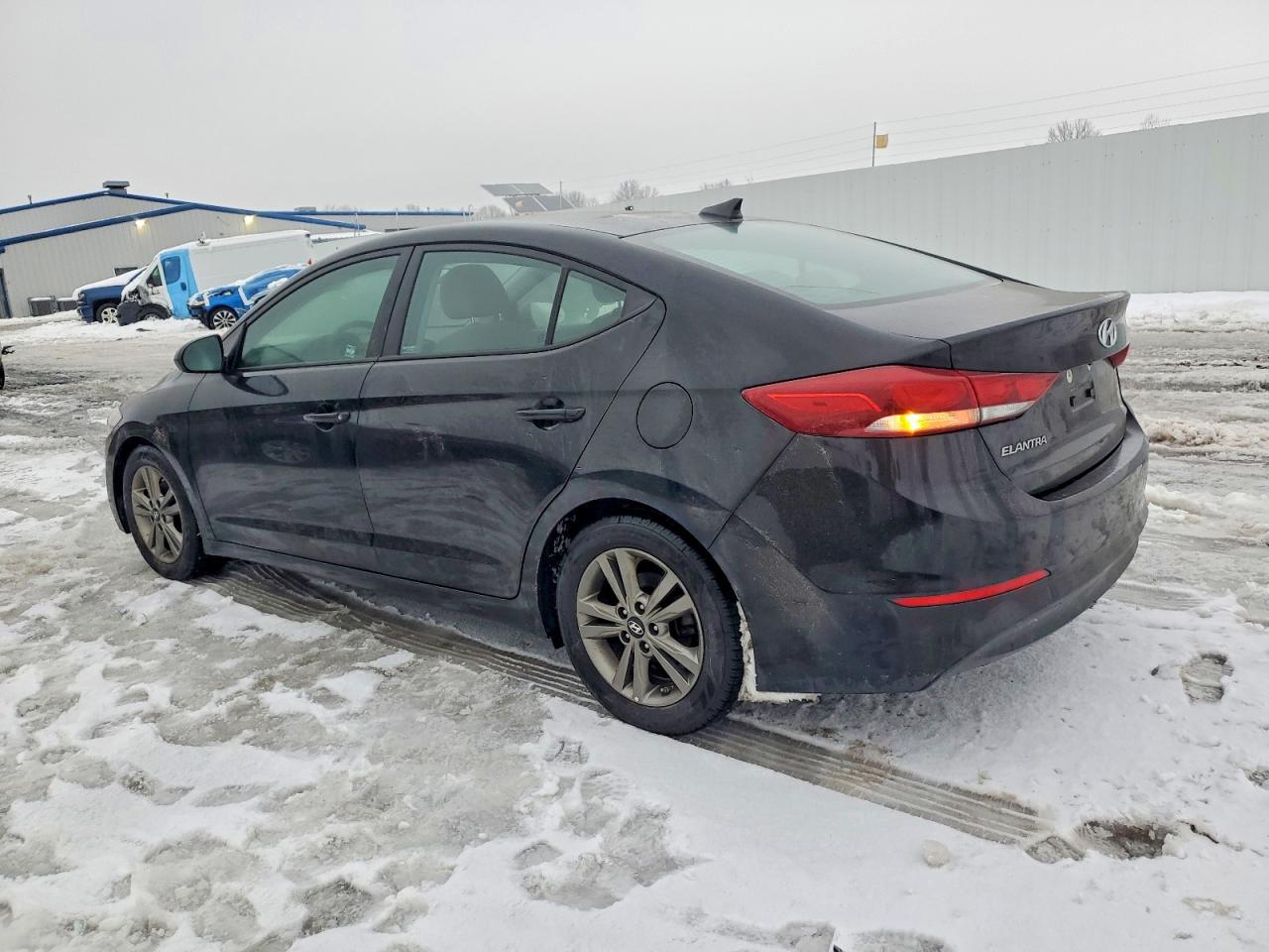 2018 HYUNDAI ELANTRA SEL photo 4