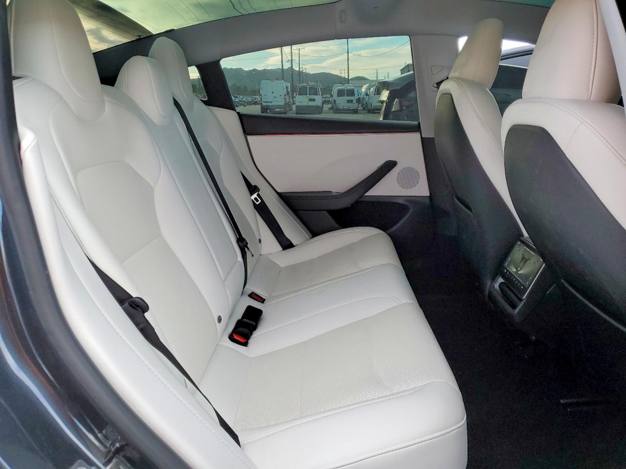 2024 TESLA MODEL 3 photo 2