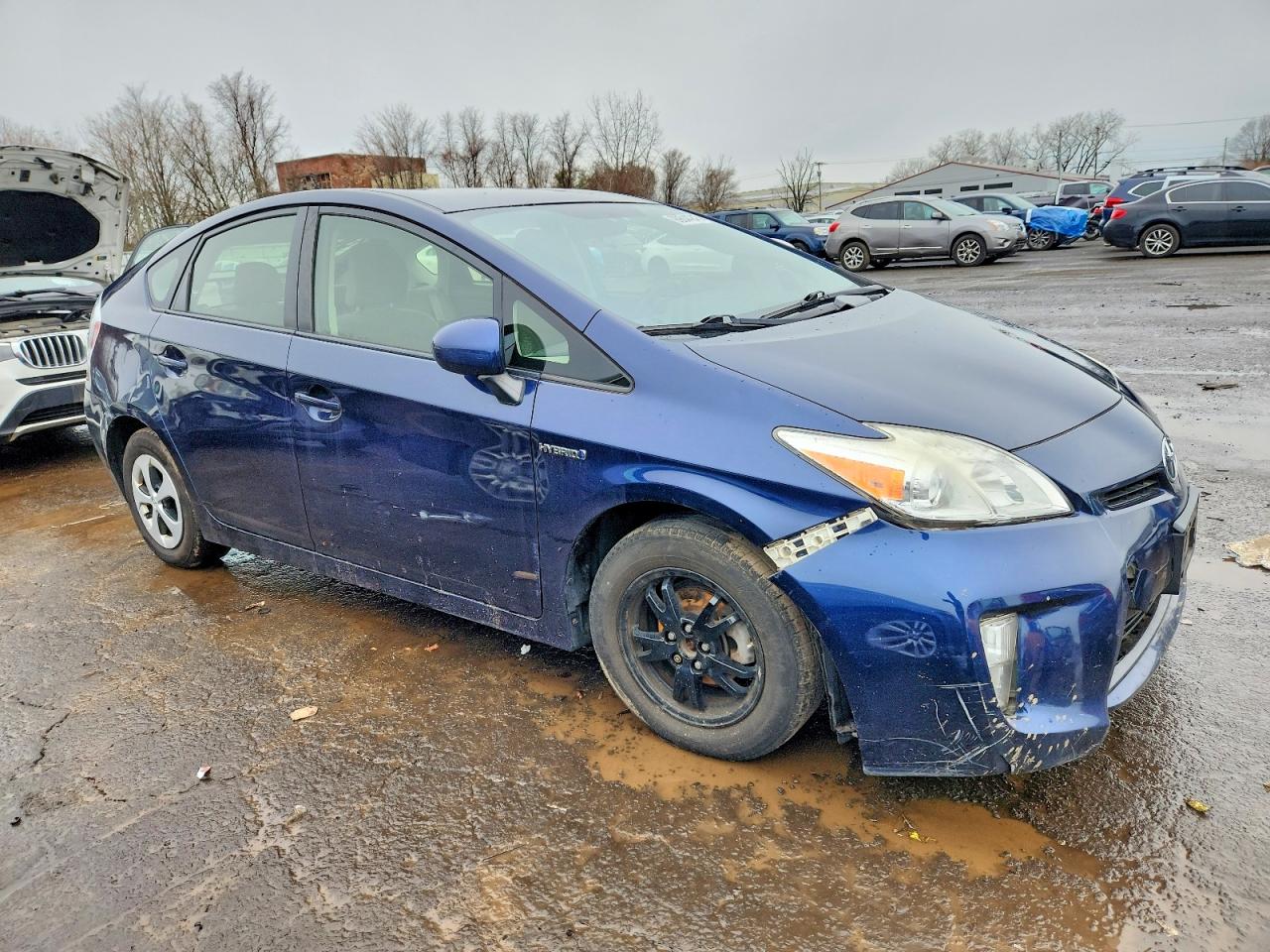 2015 TOYOTA PRIUS photo 4