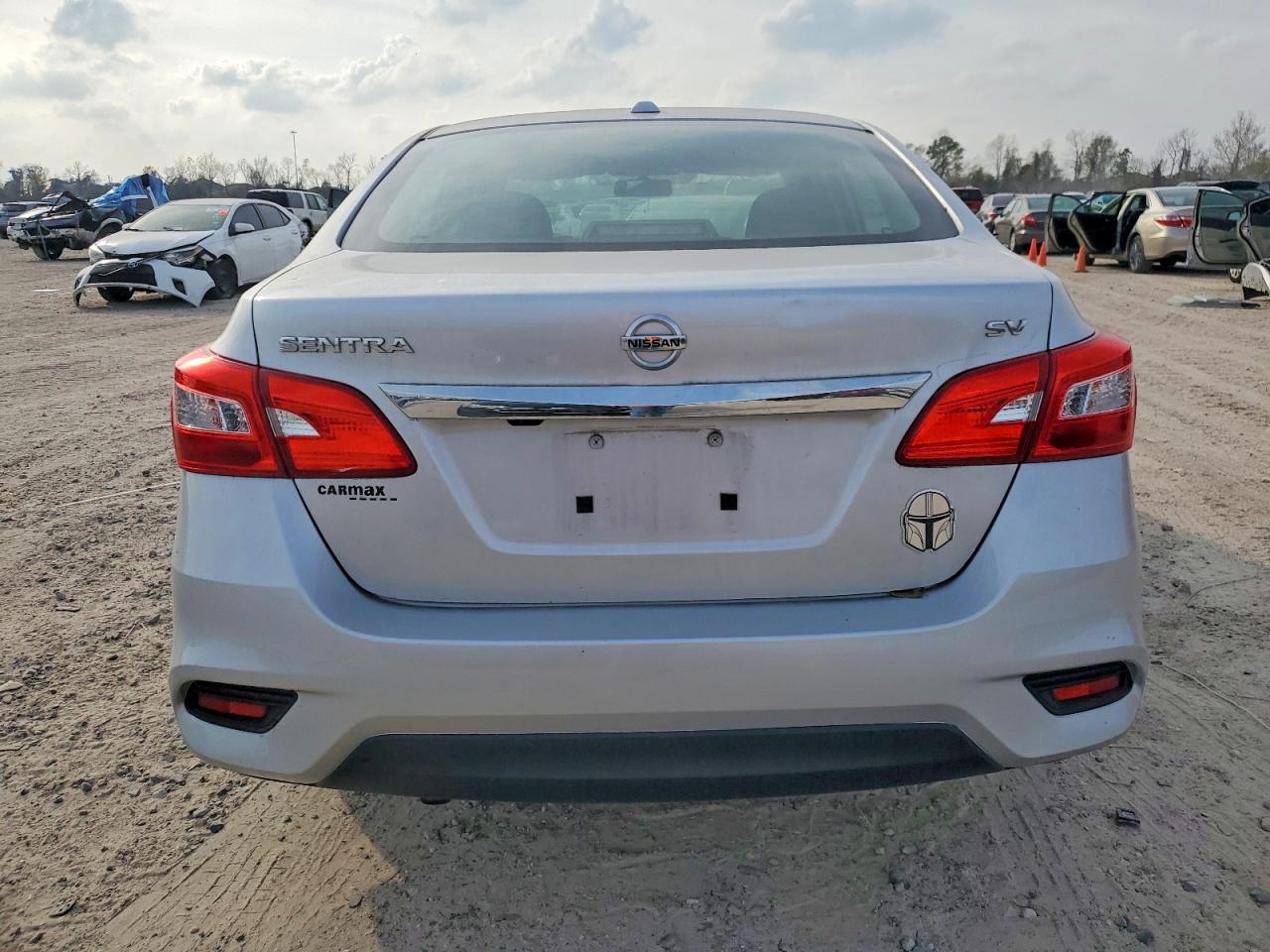 2017 NISSAN SENTRA S photo 6