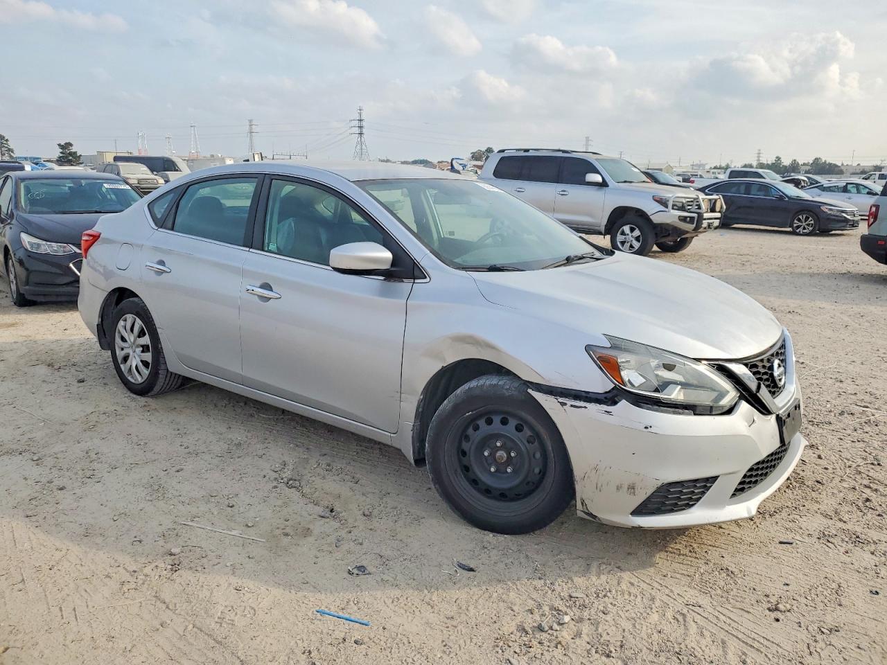 2017 NISSAN SENTRA S photo 4