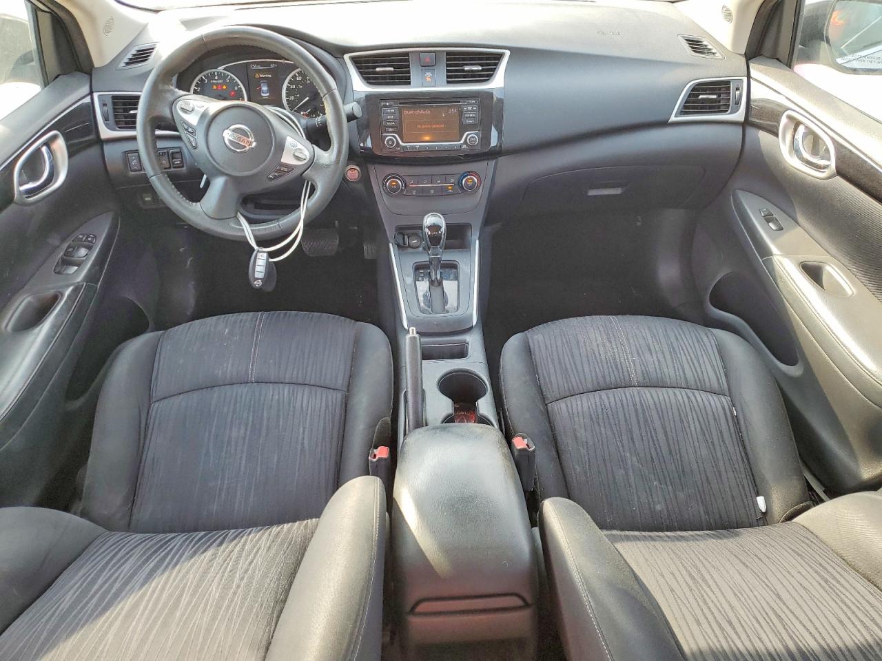 2017 NISSAN SENTRA S photo 8