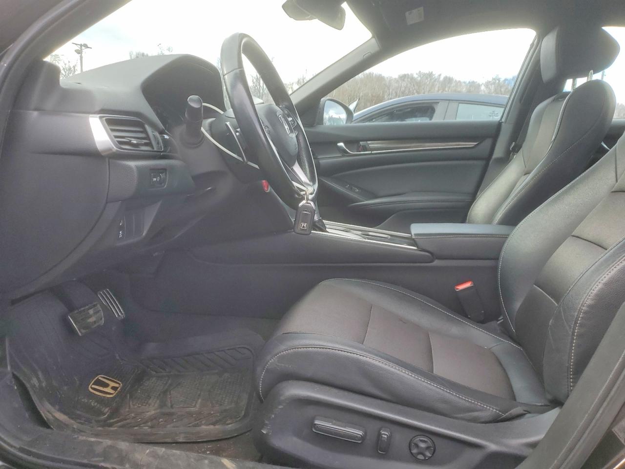 2020 HONDA ACCORD SPORT photo 7