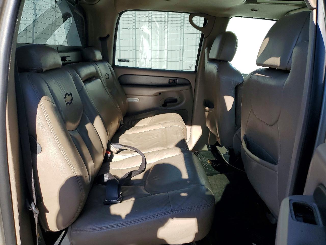 2002 CHEVROLET AVALANCHE K1500 photo 10