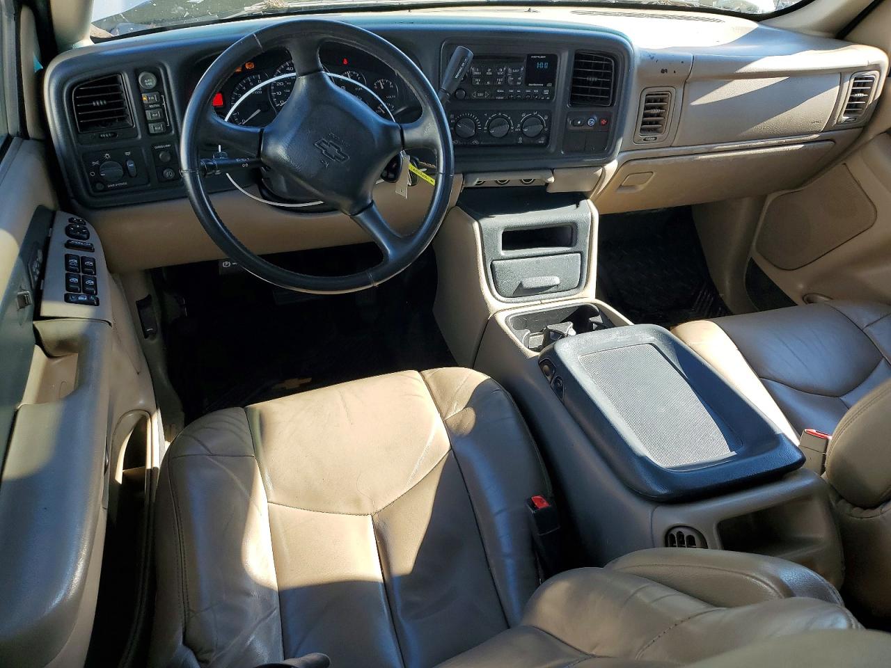 2002 CHEVROLET AVALANCHE K1500 photo 8