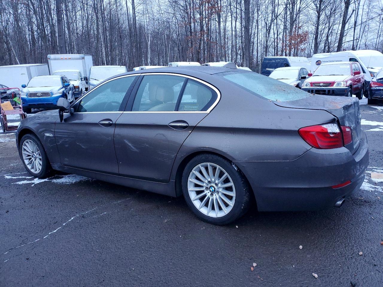 2013 BMW 535 XI photo 2