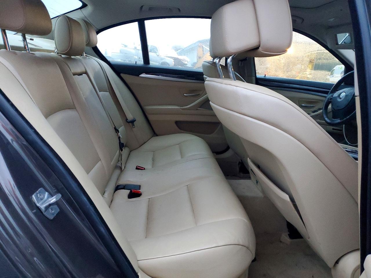2013 BMW 535 XI photo 10