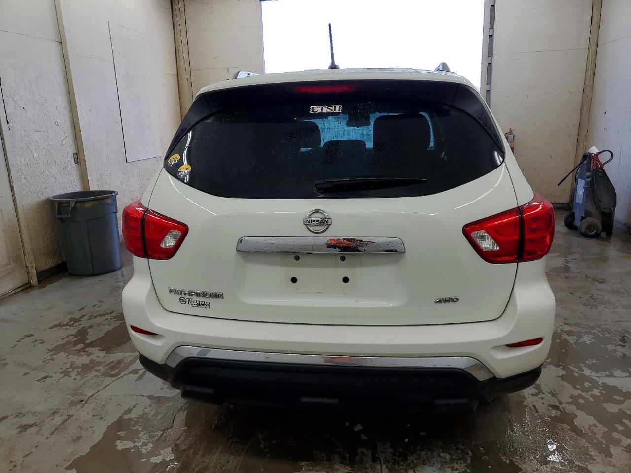 2017 NISSAN PATHFINDER S photo 6