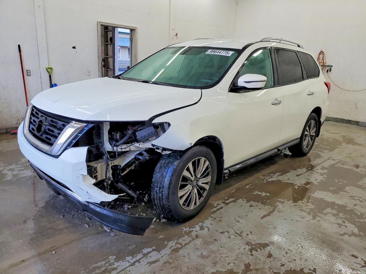 2017 NISSAN PATHFINDER