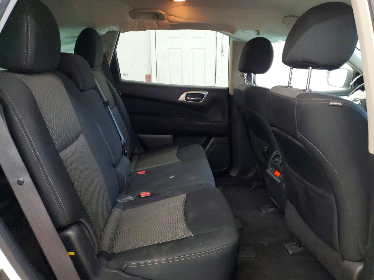 2017 NISSAN PATHFINDER S photo 11