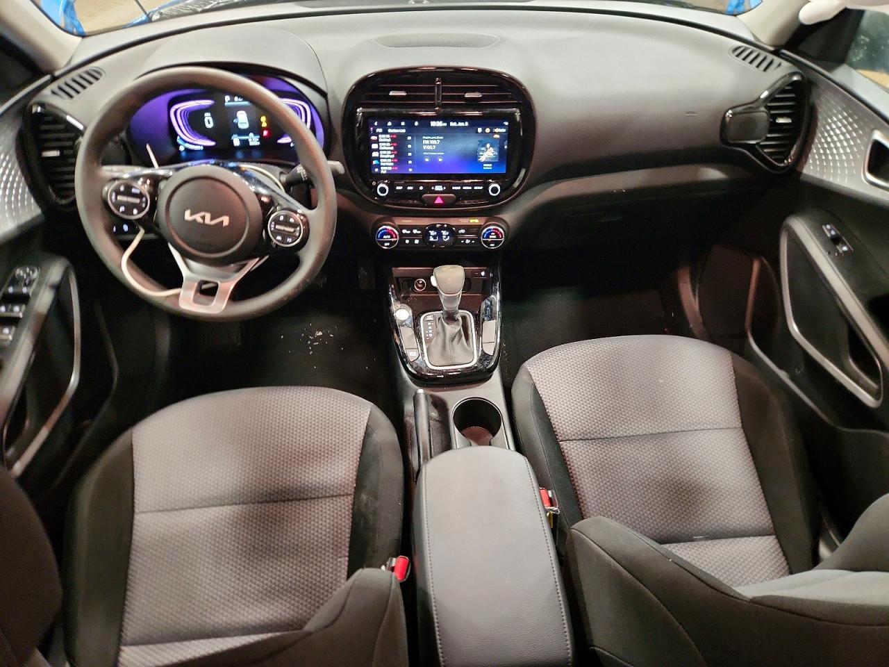 2025 KIA SOUL LX photo 8