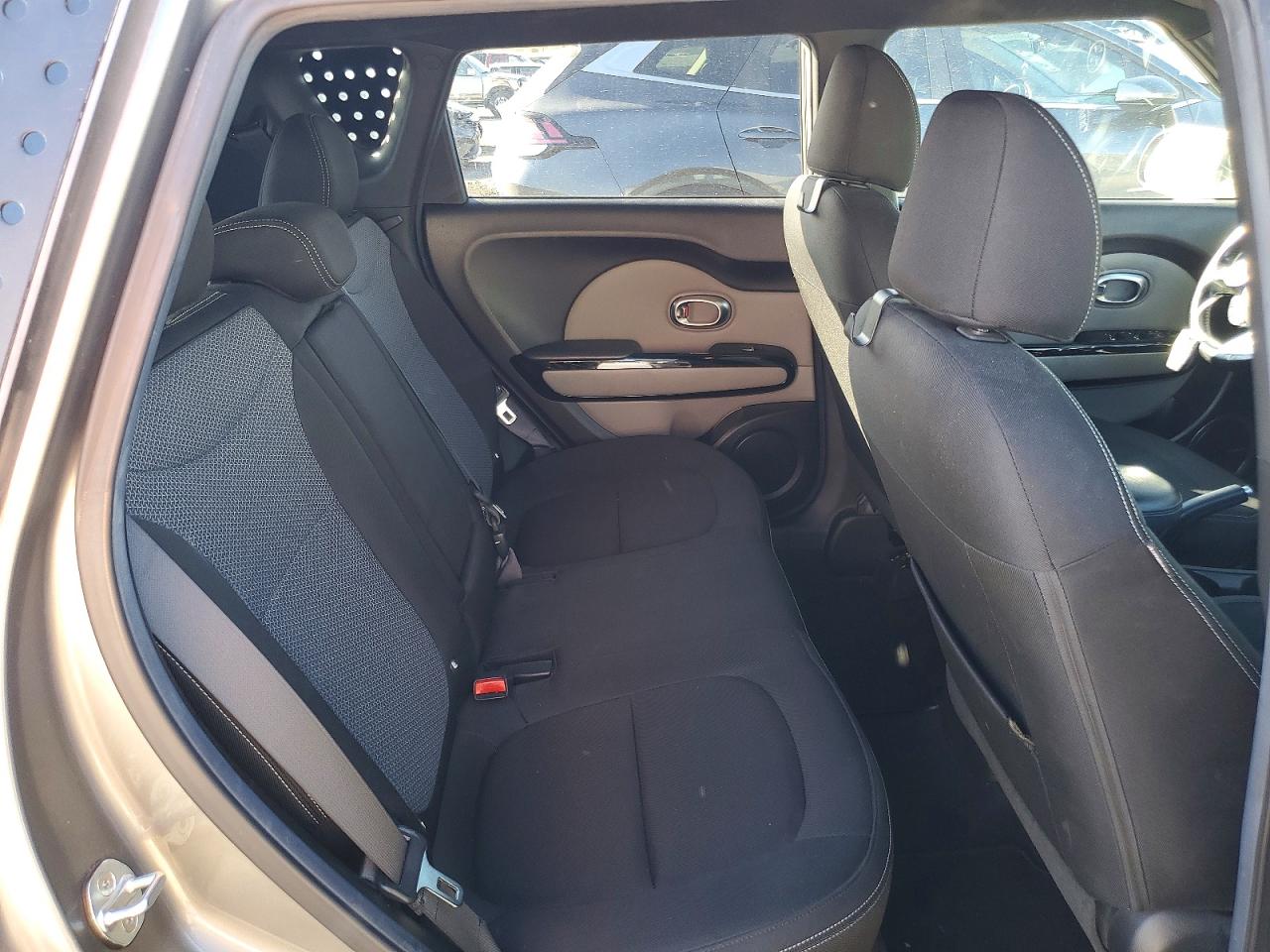 2017 KIA SOUL + photo 10