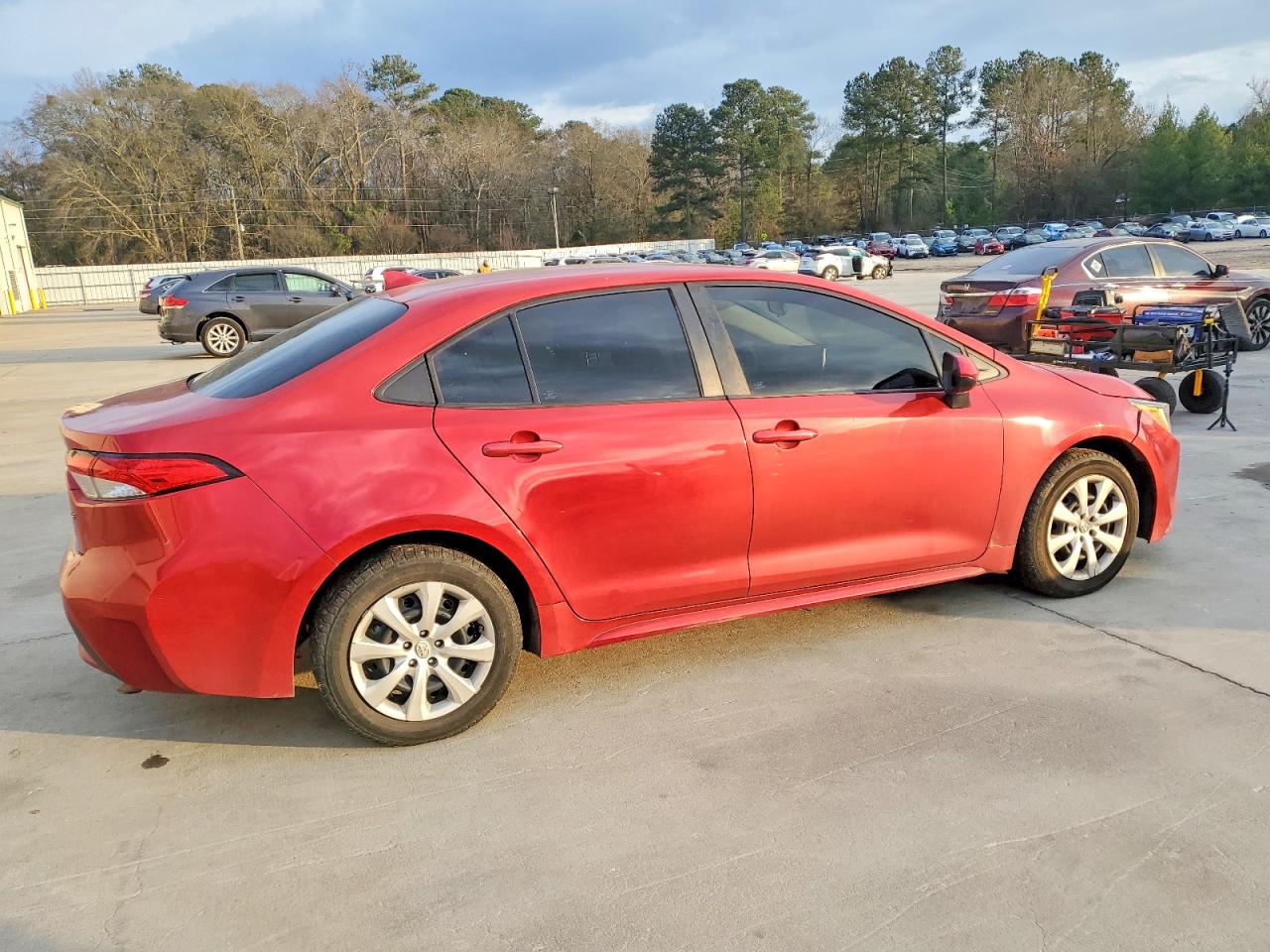 2020 TOYOTA COROLLA LE photo 3