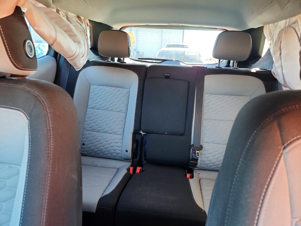 2018 CHEVROLET EQUINOX LS photo 10