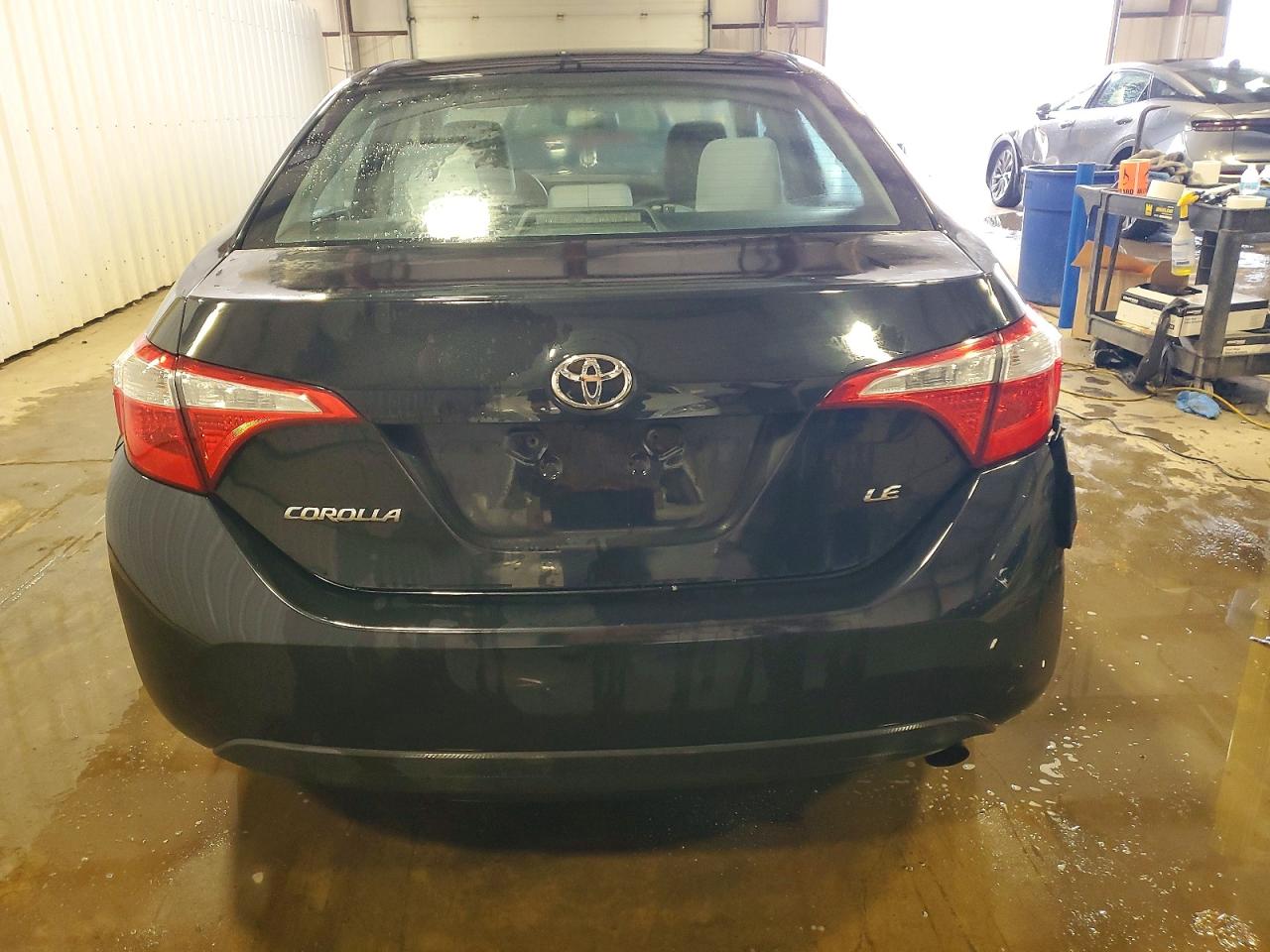 2015 TOYOTA COROLLA LE photo 6