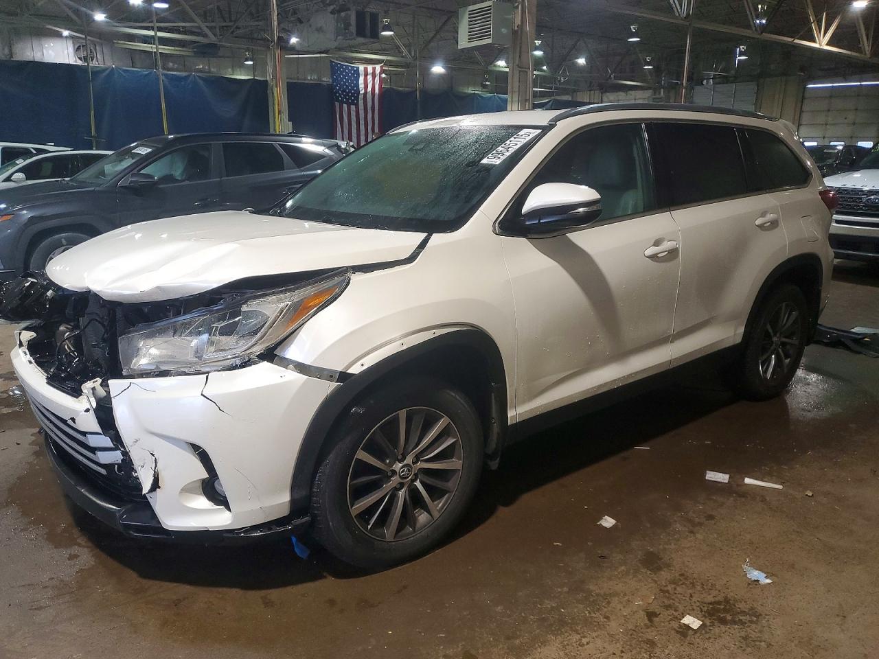2019 TOYOTA HIGHLANDER