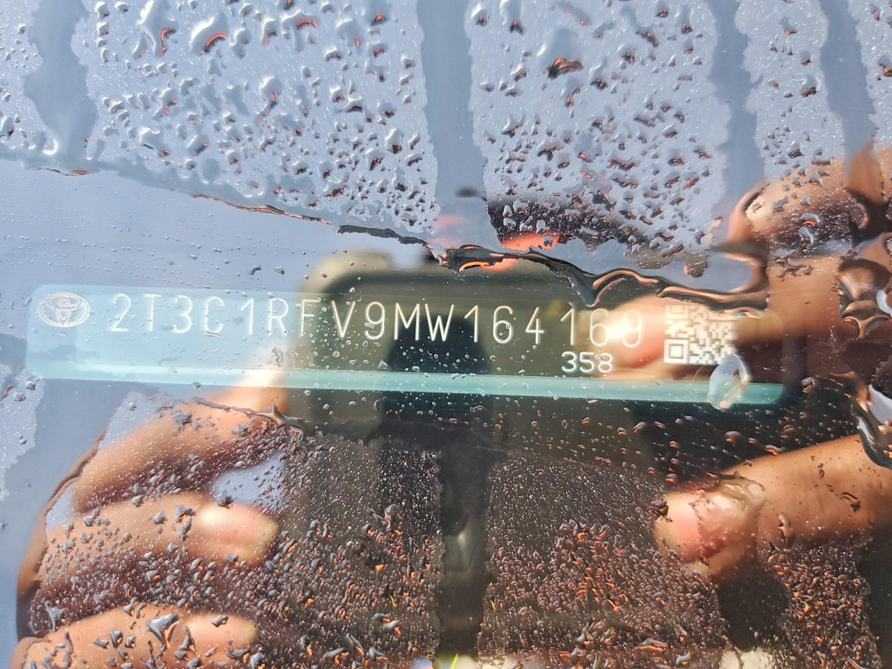 2021 TOYOTA RAV4 XLE PREMIUM photo 13