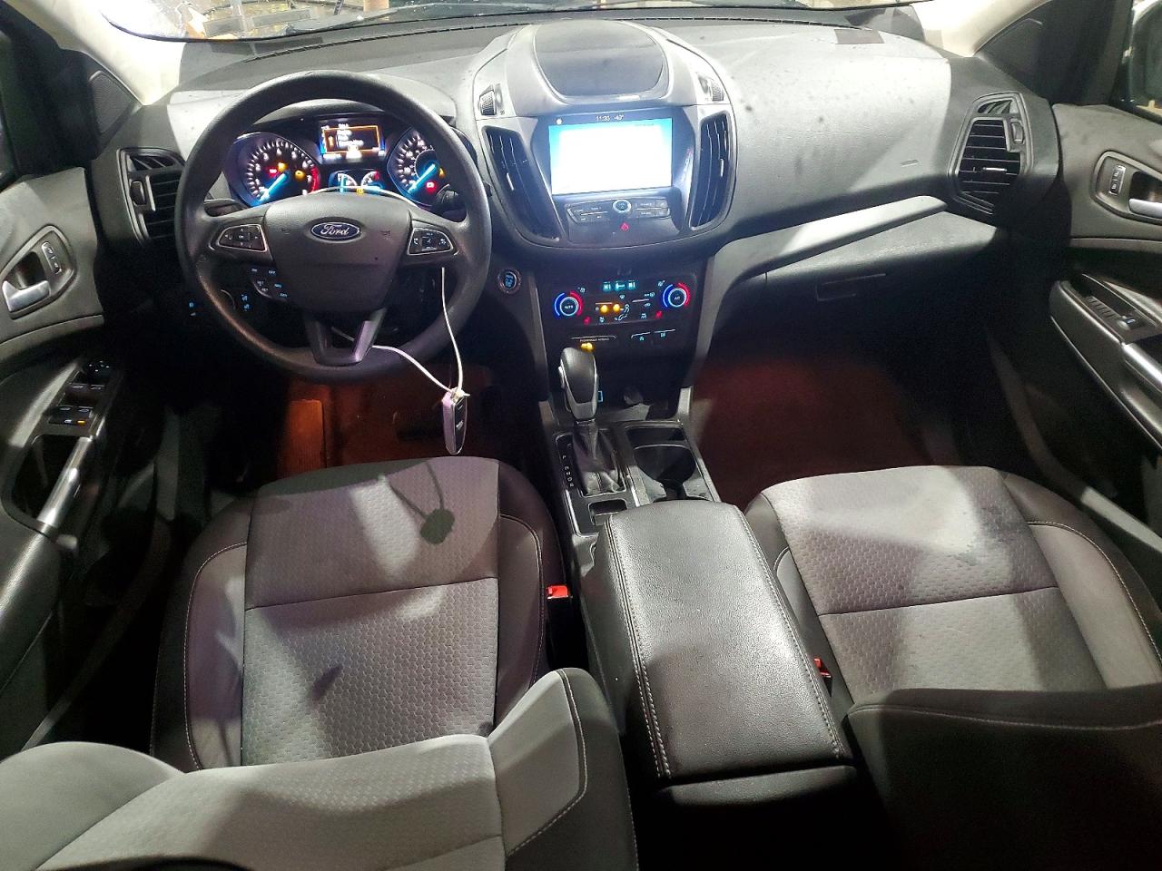 2019 FORD ESCAPE SE photo 8