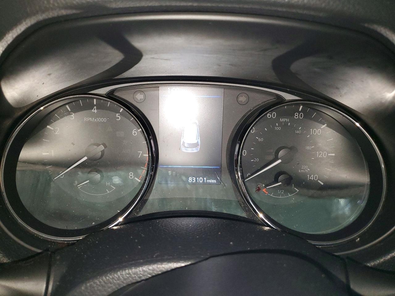 2018 NISSAN ROGUE photo 9