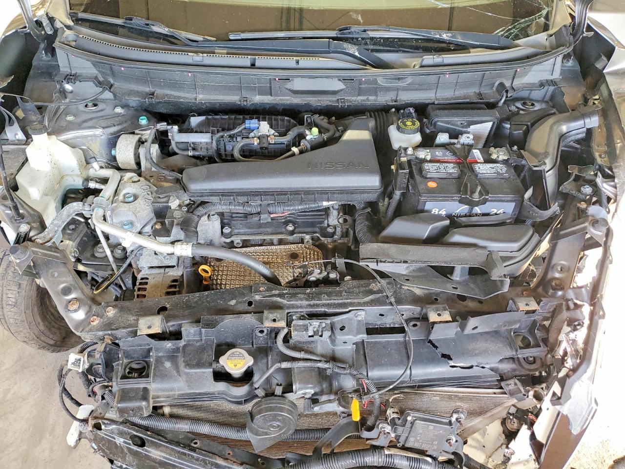 2018 NISSAN ROGUE photo 12