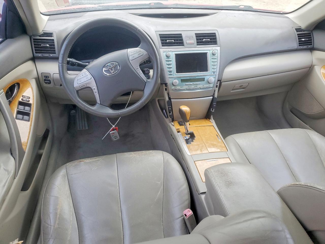 2007 TOYOTA CAMRY LE photo 8