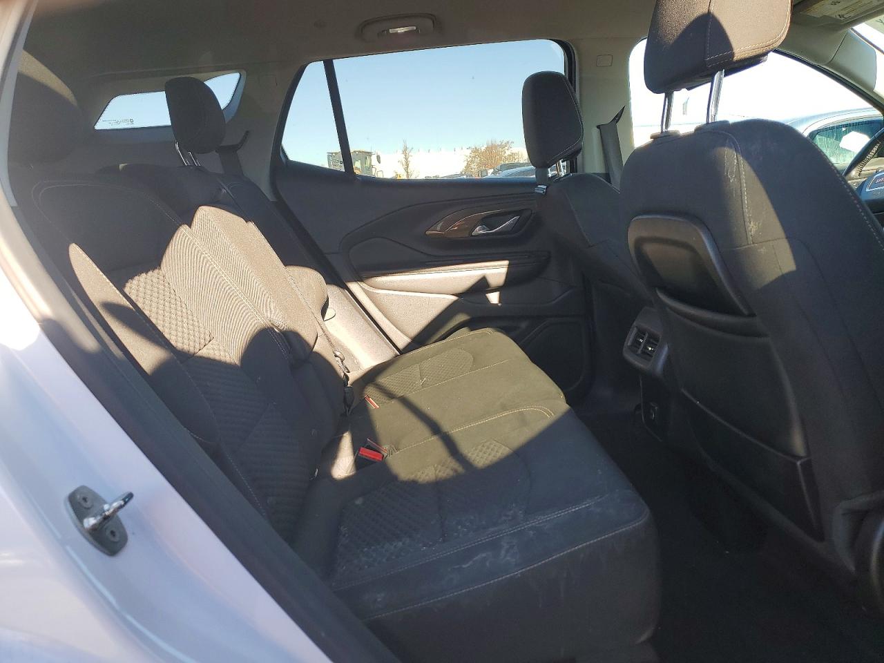 2018 GMC TERRAIN SLE photo 11