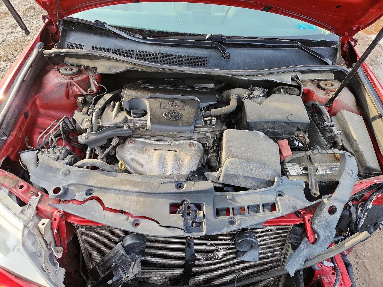 2014 TOYOTA CAMRY L photo 11