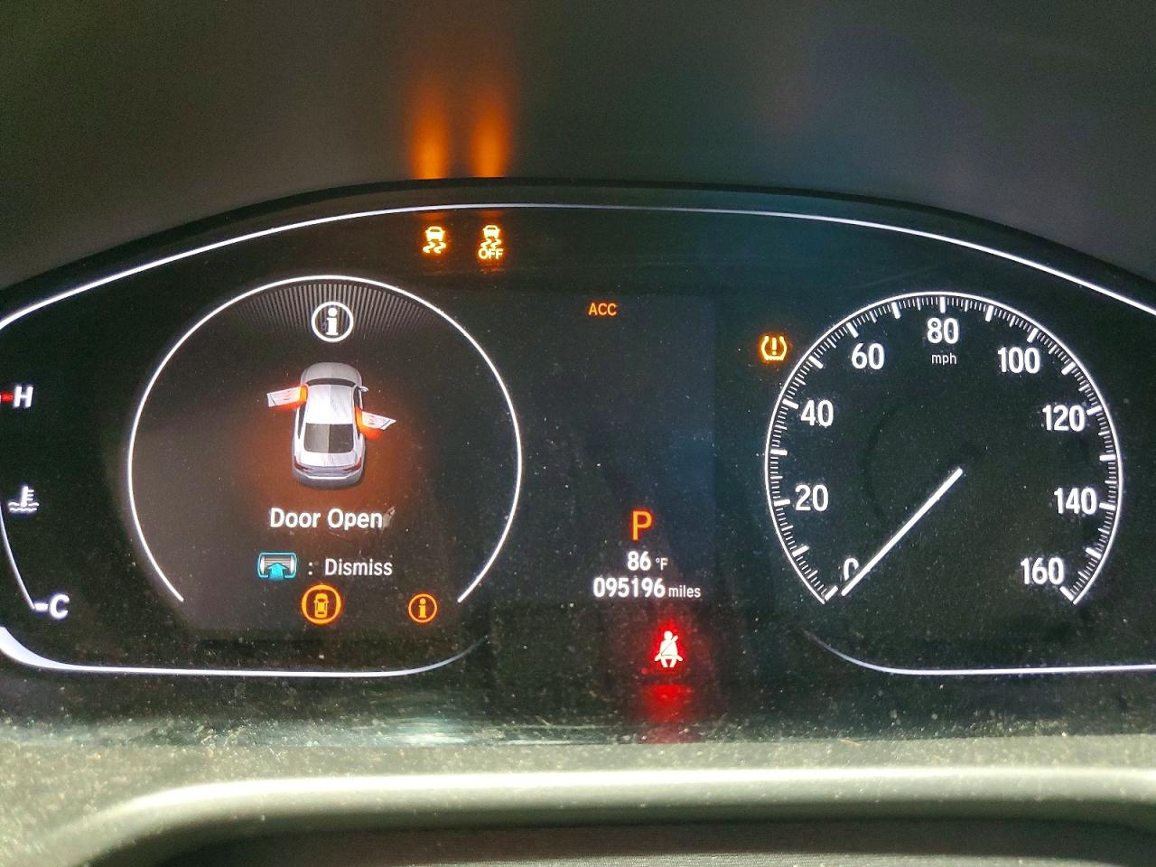 2018 HONDA ACCORD LX photo 9