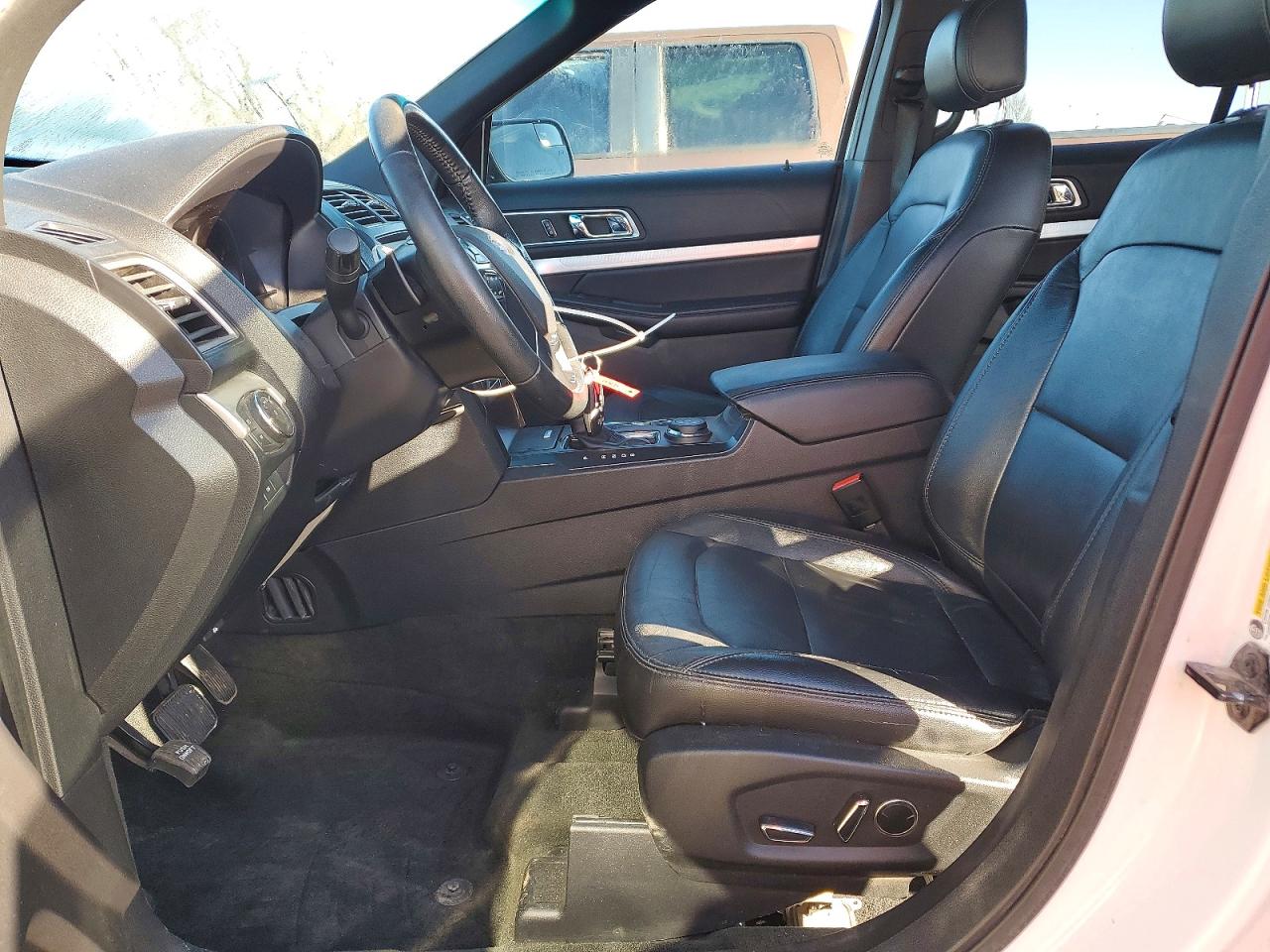 2016 FORD EXPLORER XLT photo 7