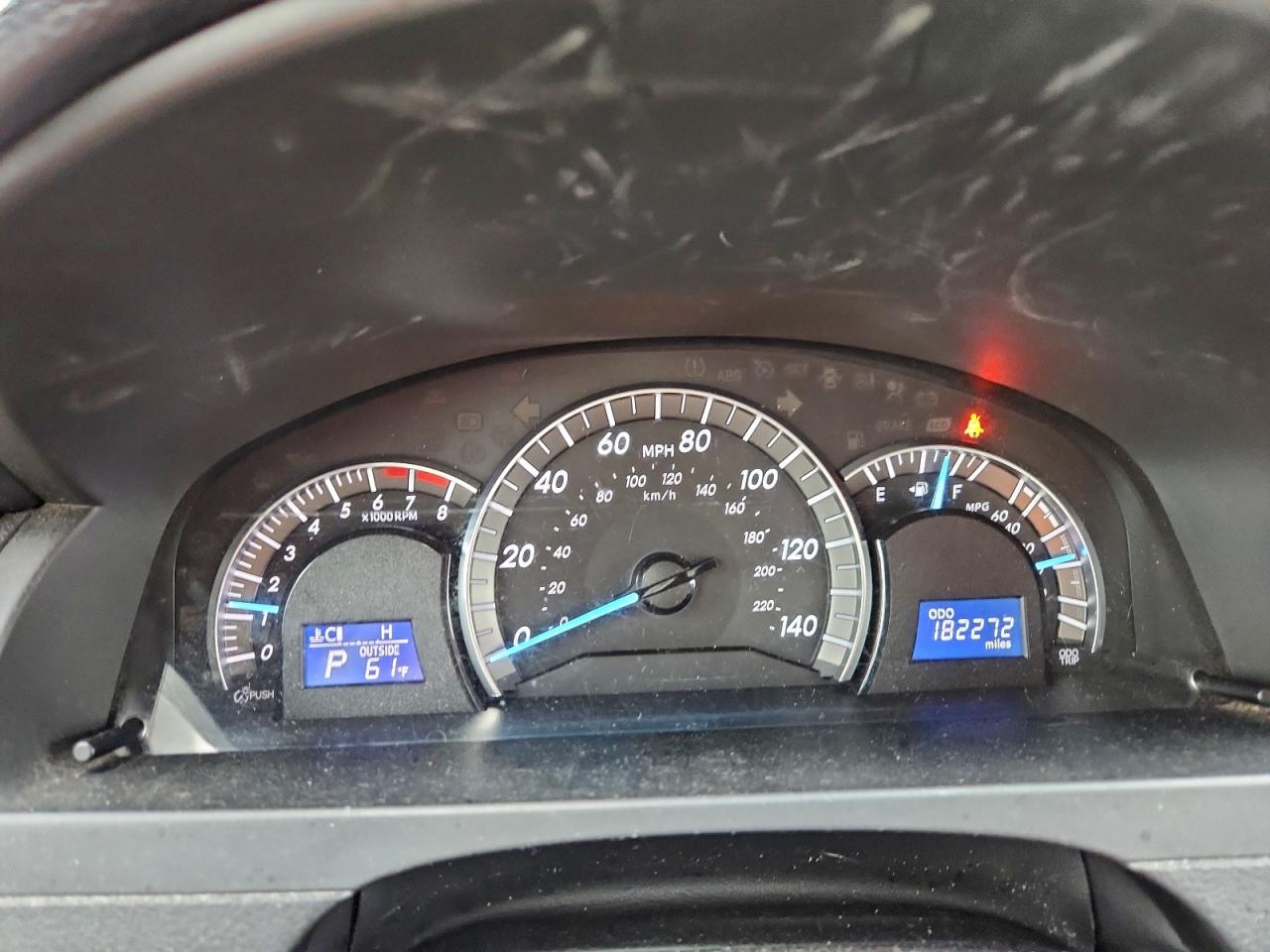 2013 TOYOTA CAMRY L photo 9