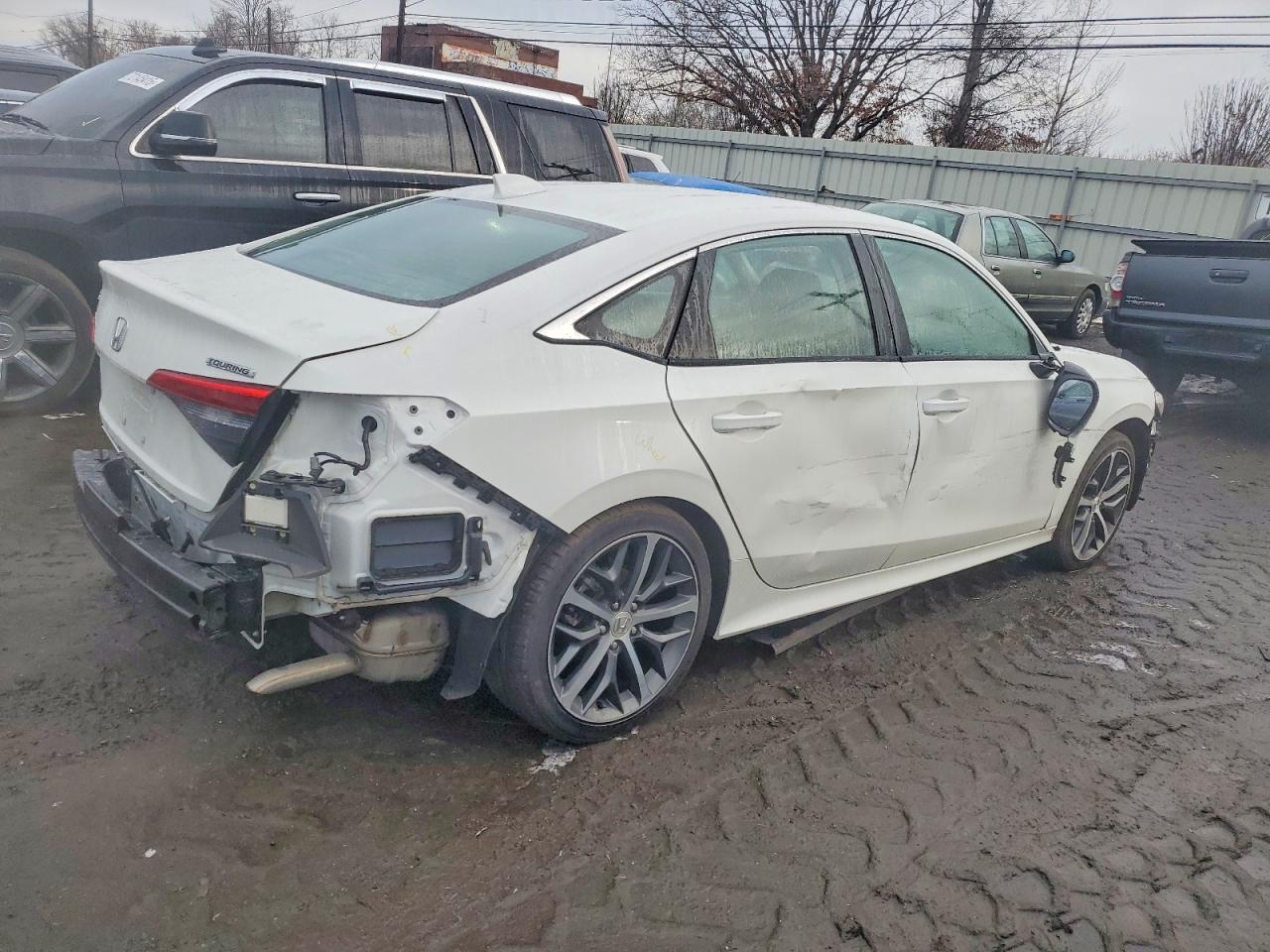 2024 HONDA CIVIC TOURING photo 3