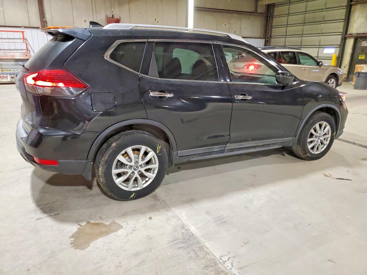2017 NISSAN ROGUE S photo 5