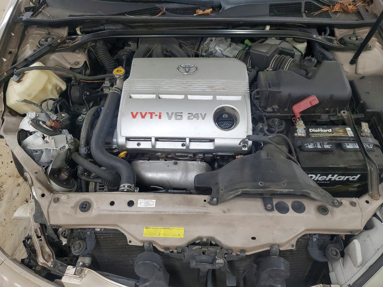 2005 TOYOTA CAMRY LE photo 11