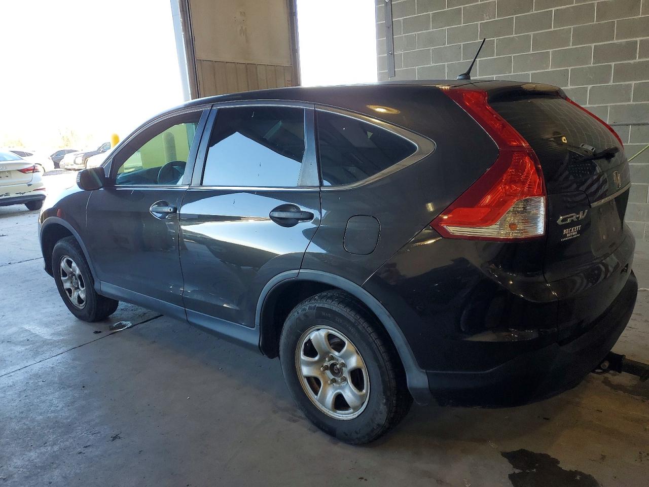 2013 HONDA CR-V LX photo 2