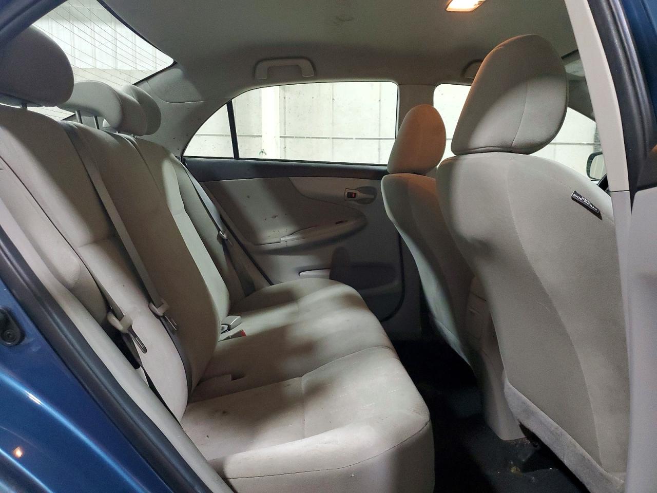 2012 TOYOTA COROLLA BASE photo 28
