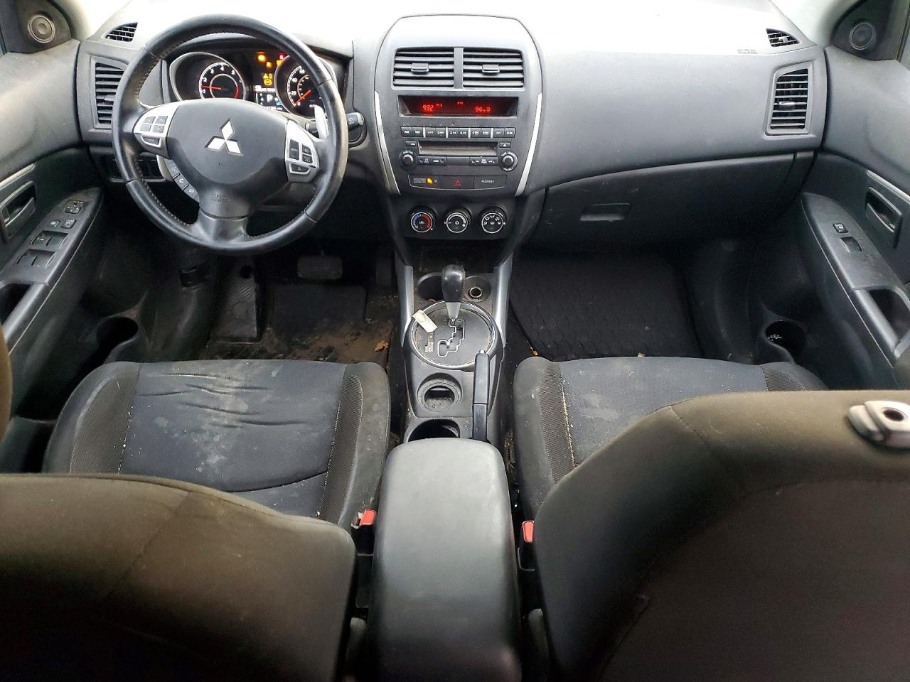 2012 MITSUBISHI OUTLANDER SPORT ES photo 8